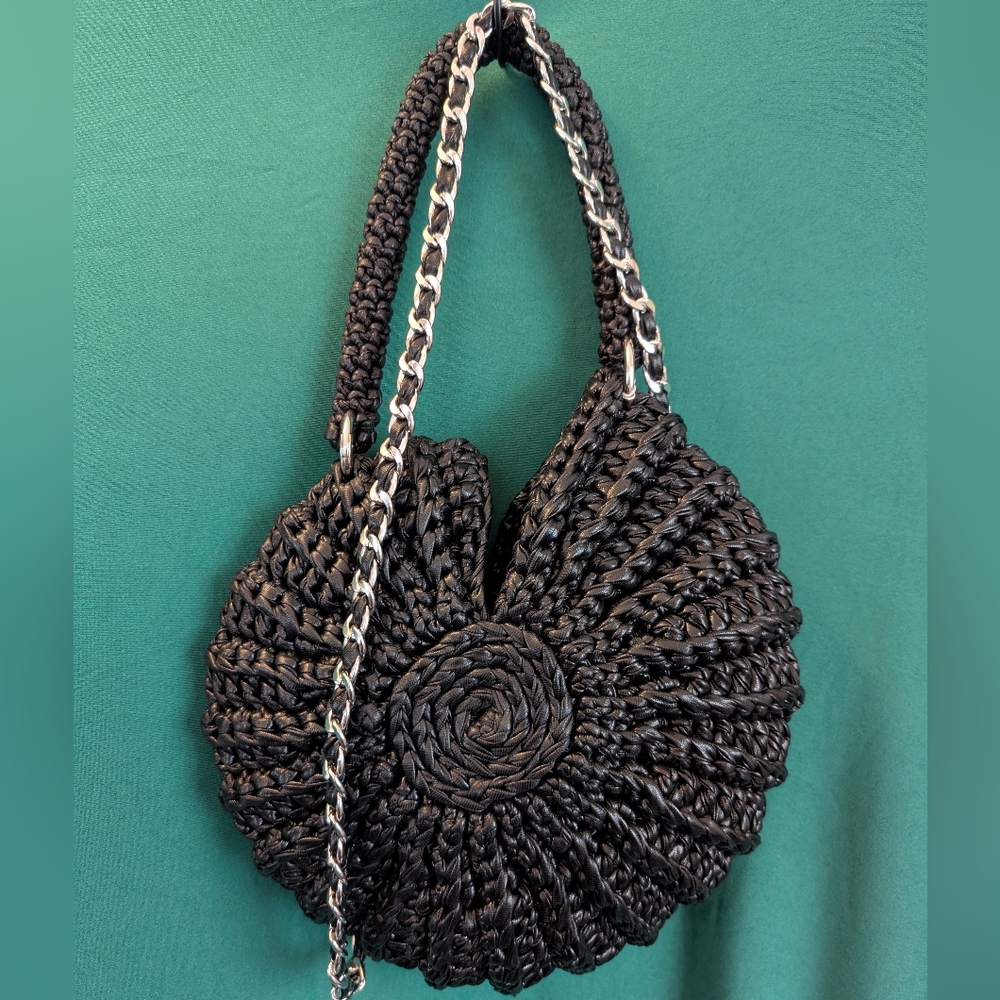 Handmade Seashell Purse - Black